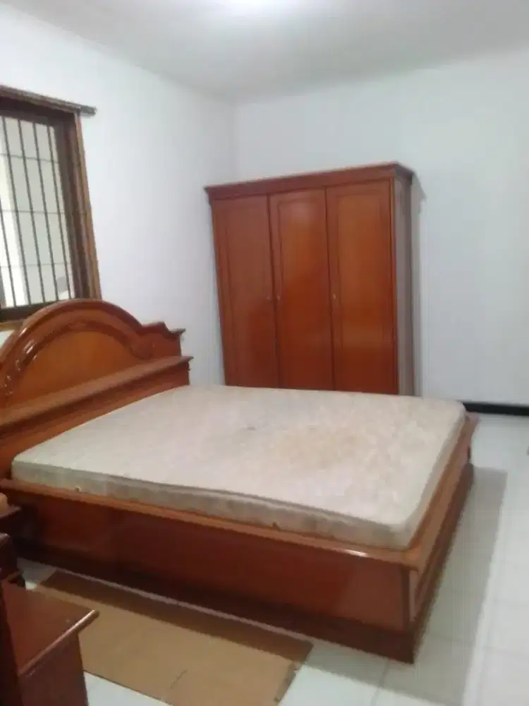 Disewakan rumah full furnish luas dan nyaman di Setra Duta Bandung