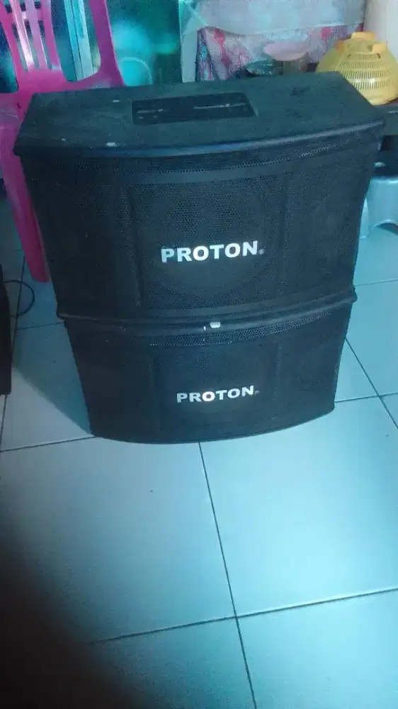 Piker proton 2  pasang 10in mulus suara jos minat cek cikutra