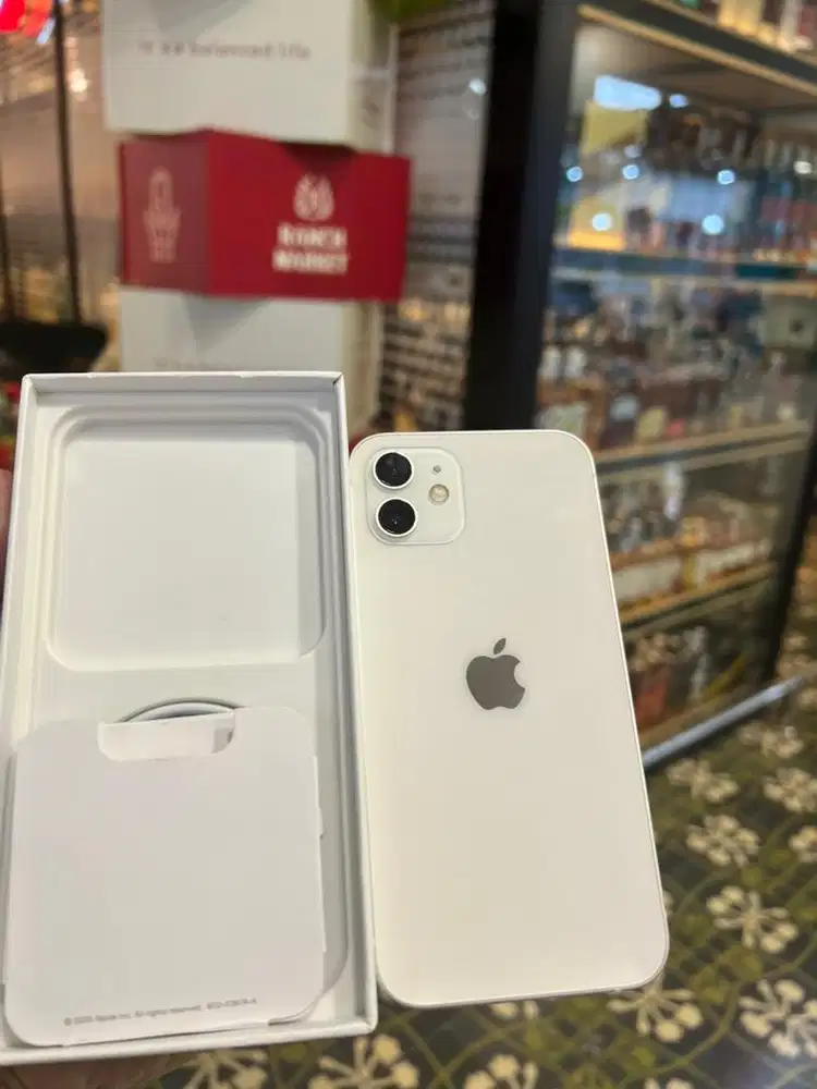 iphone 12 128gb semanis apple putih