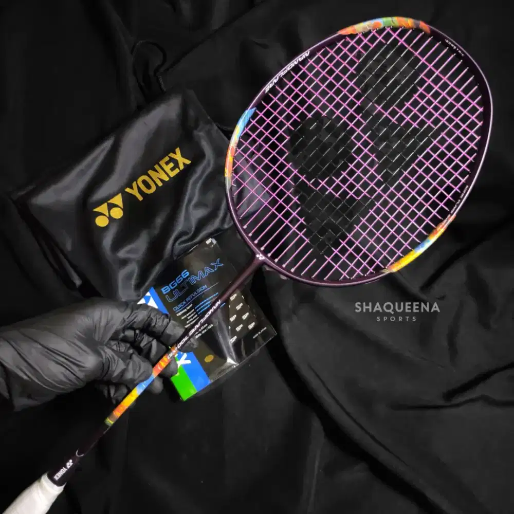 Raket badminton YONEX NANOFLARE 700 PRO