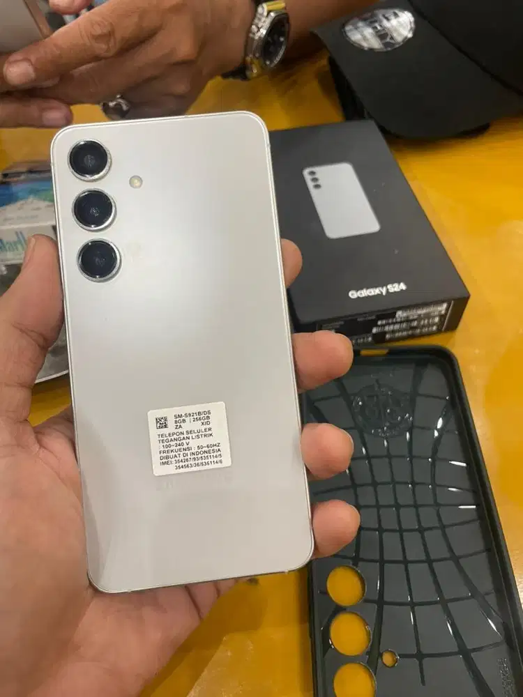 Samsung S24 8/256gb likenew mulus perfect