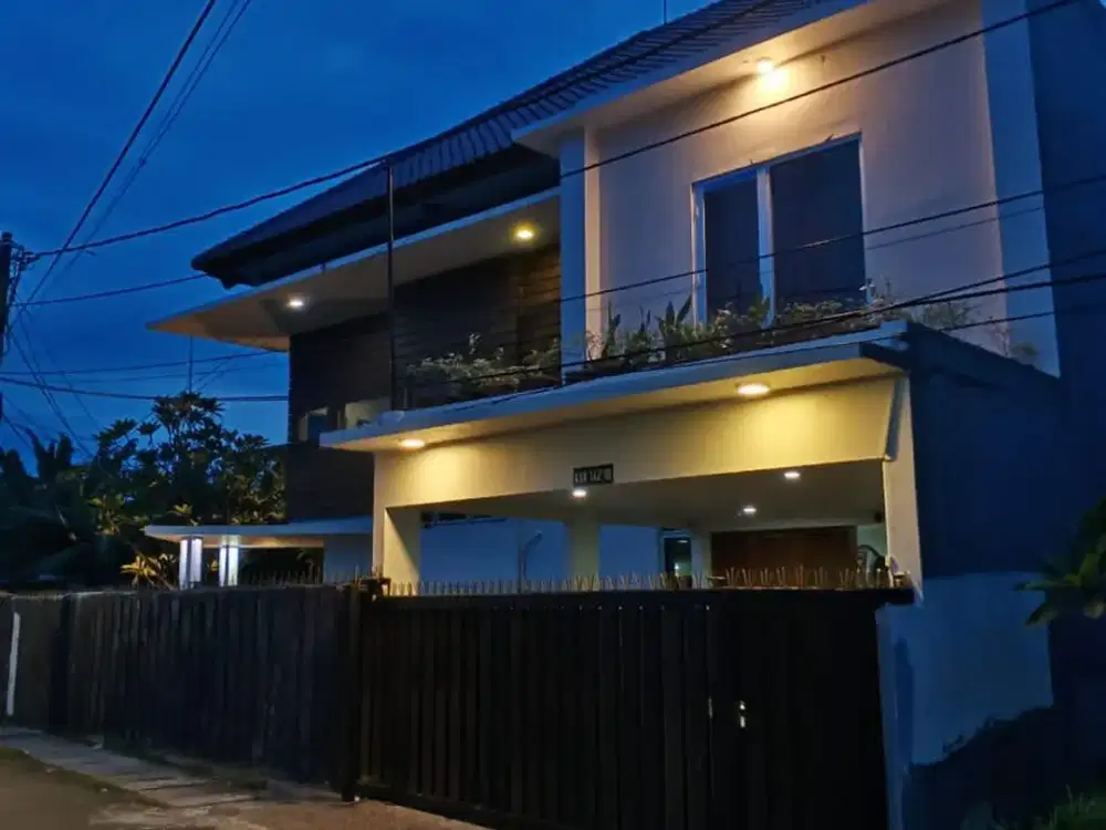 RUMAH JAKARTA BARAT 2 LANTAI