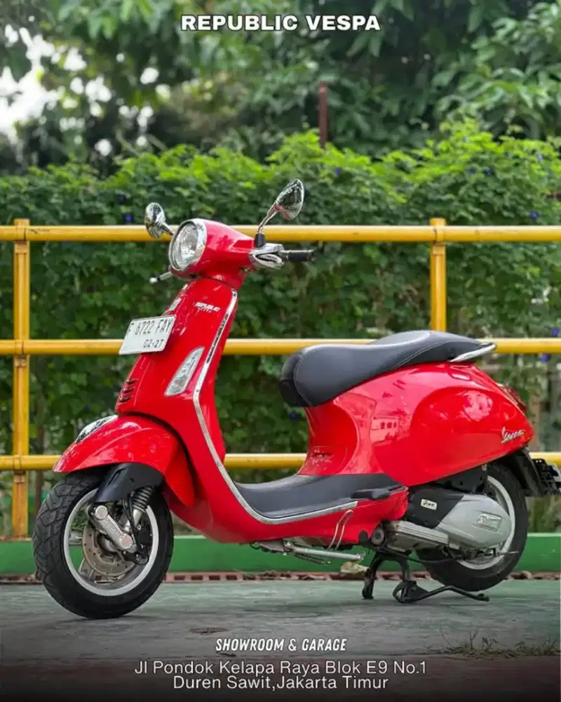 TERMURAH Piaggio Vespa Primavera IGET 150 TAHUN 2016 warna Merah.