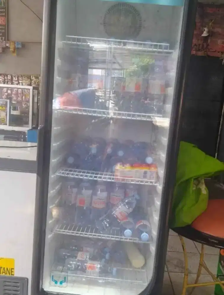 Di Jual Showcase Pendingin