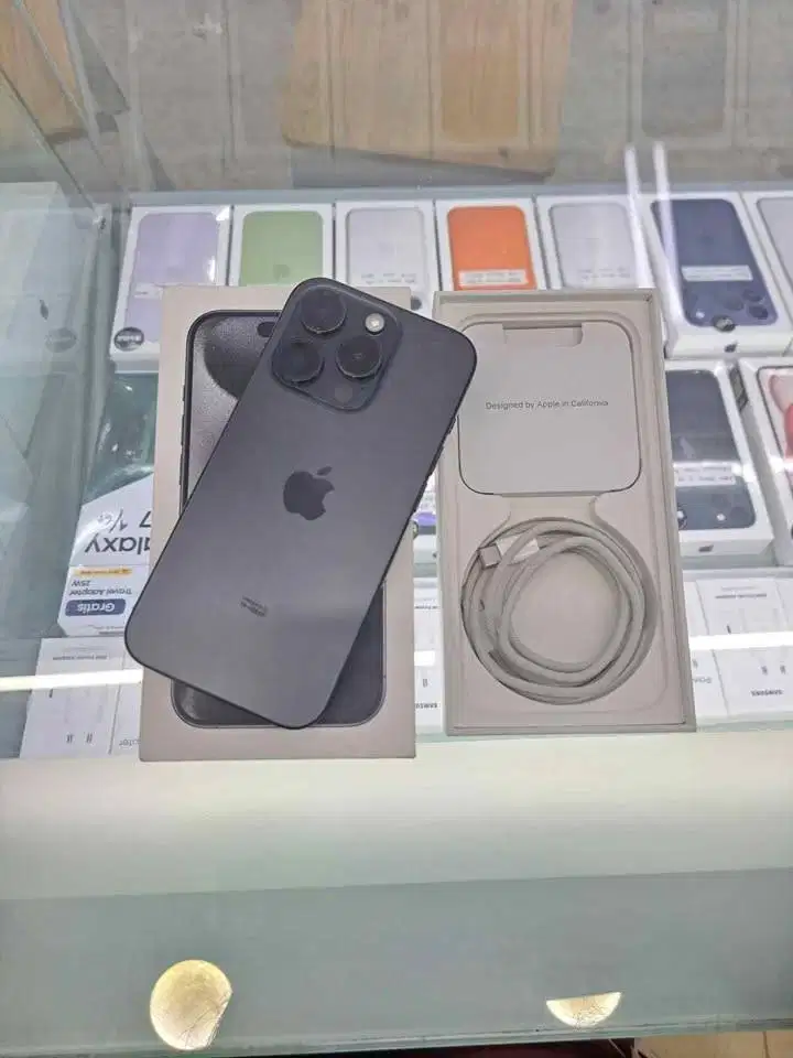 Second IPhone 15 Pro 128GB Black Titanium Ex IBOX Mulus Like New