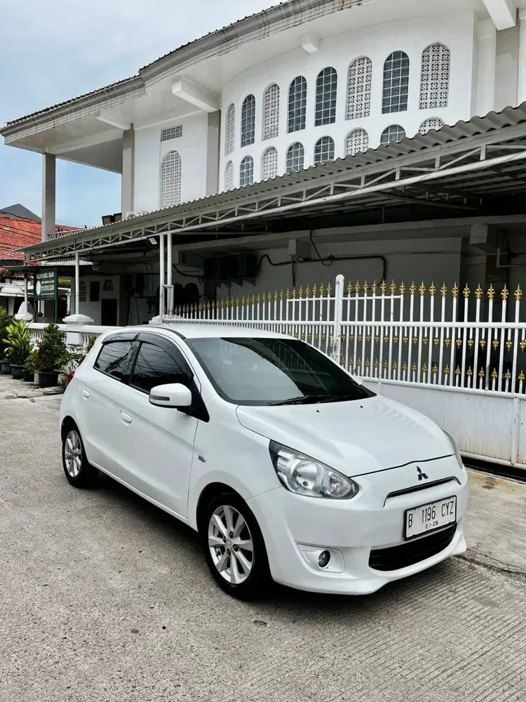 MITSUBISHI MIRAGE EXCEED 1.2 AT 2015 - CASH 95 JT NEGO