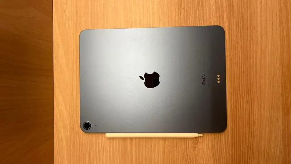 JUAL IPAD AIR 5 64GB WIFI + APPLE PENCIL (MULUS 99%)