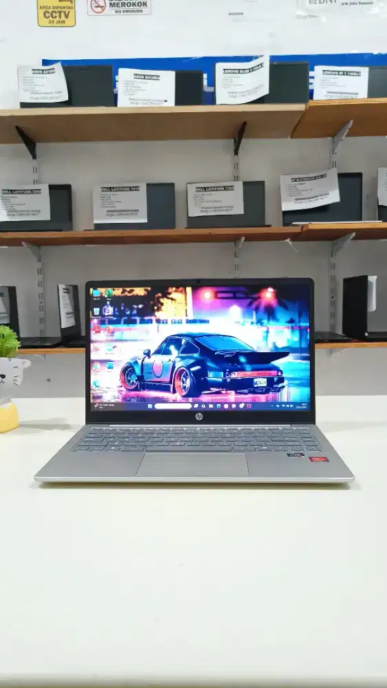 Laptop second Hp 14-EM0320AU AMD Ryzen 3 7320U Ram 8 GB