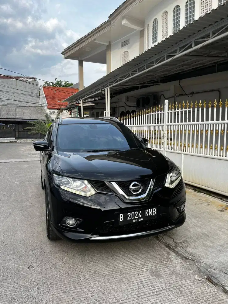 Nissan X-Trail 2.5 AT 2015 - Cash 153 JT NEGO