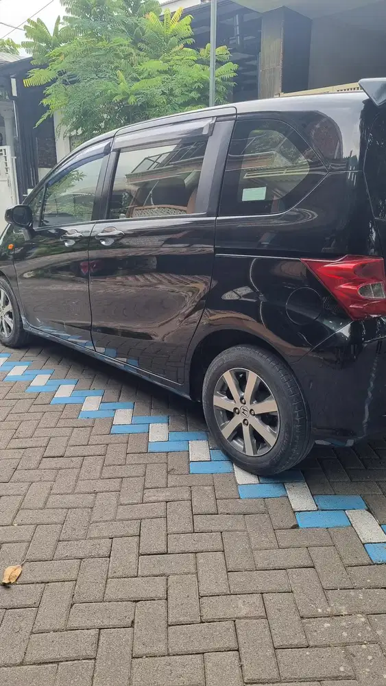 Honda Freed 2009 Bensin
