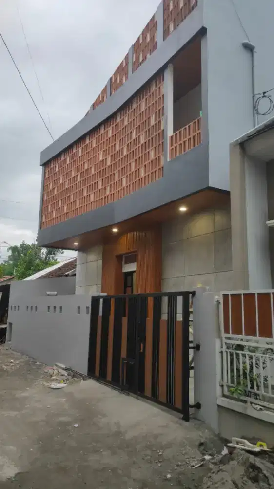 Dijual kost eksklusif dalam proses bangun di ring 1 UII Pusat