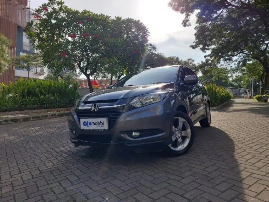 LOW DP Honda HR-V 1.5 S Bensin-MT 2017 SZQ