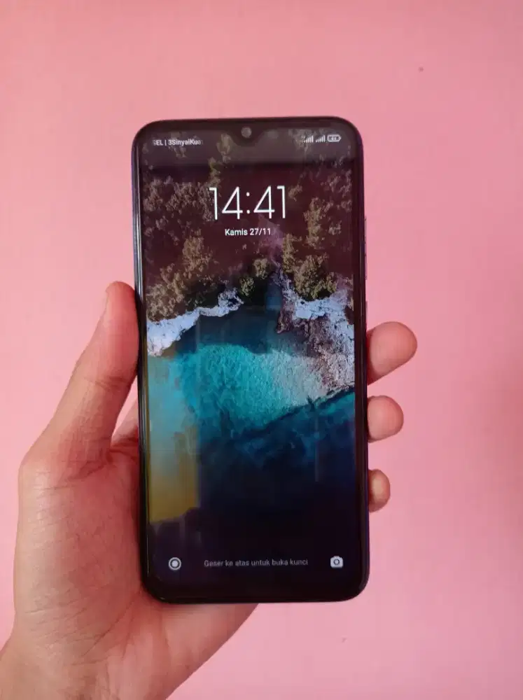 XIAOMI Redmi note 8 4/64 kel.hp+carger