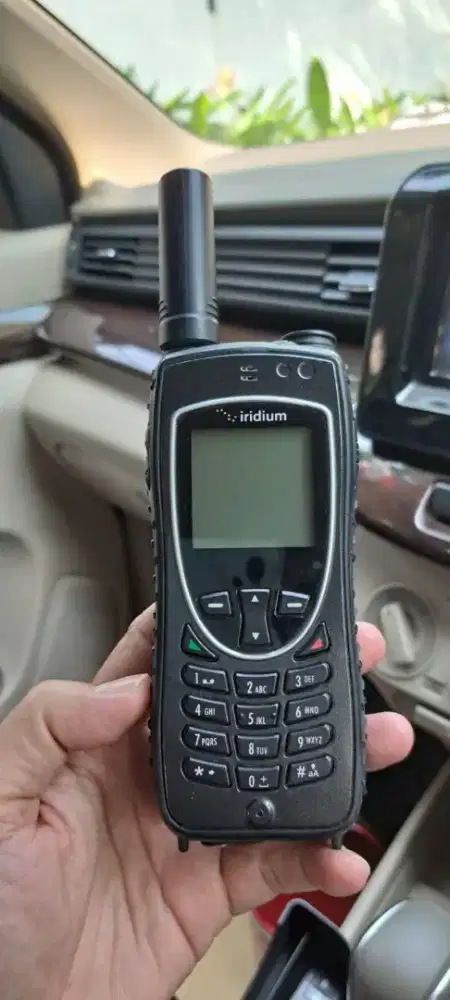 Telepon satelit Iridium 9575 Seken