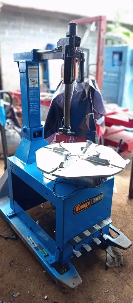 Tire Changer Faip Made In Italy