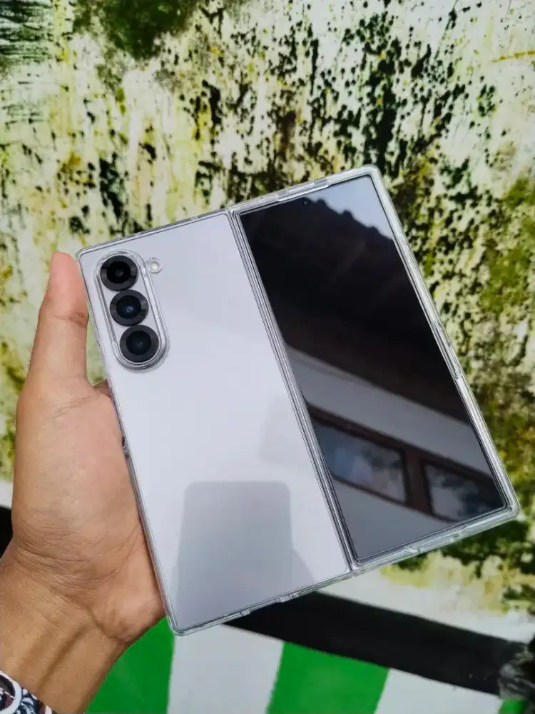 Samsung Z Fold 6 garansi on