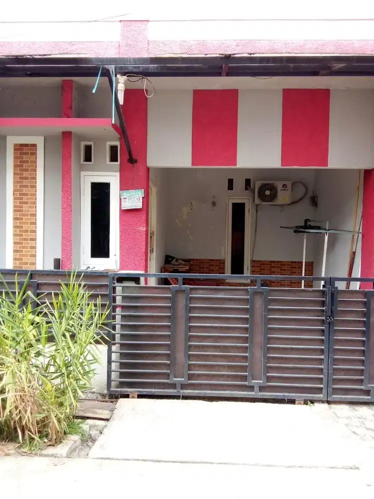 RUMAH STRATEGIS DEKAT DARI TOL KARAWACI DAN TOL SERPONG