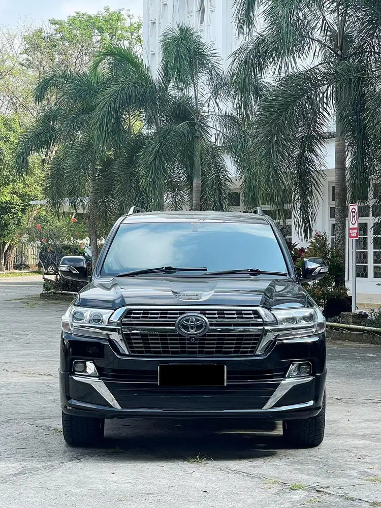 Toyota Land Cruiser 200 ZX 4x4 Upgrade VXR 2009