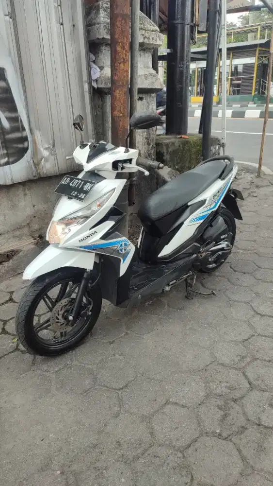 Honda beat eco 2016