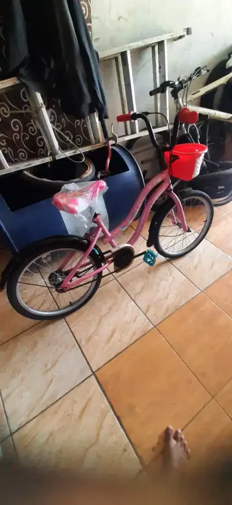 Sepeda mini uk 20 in golden