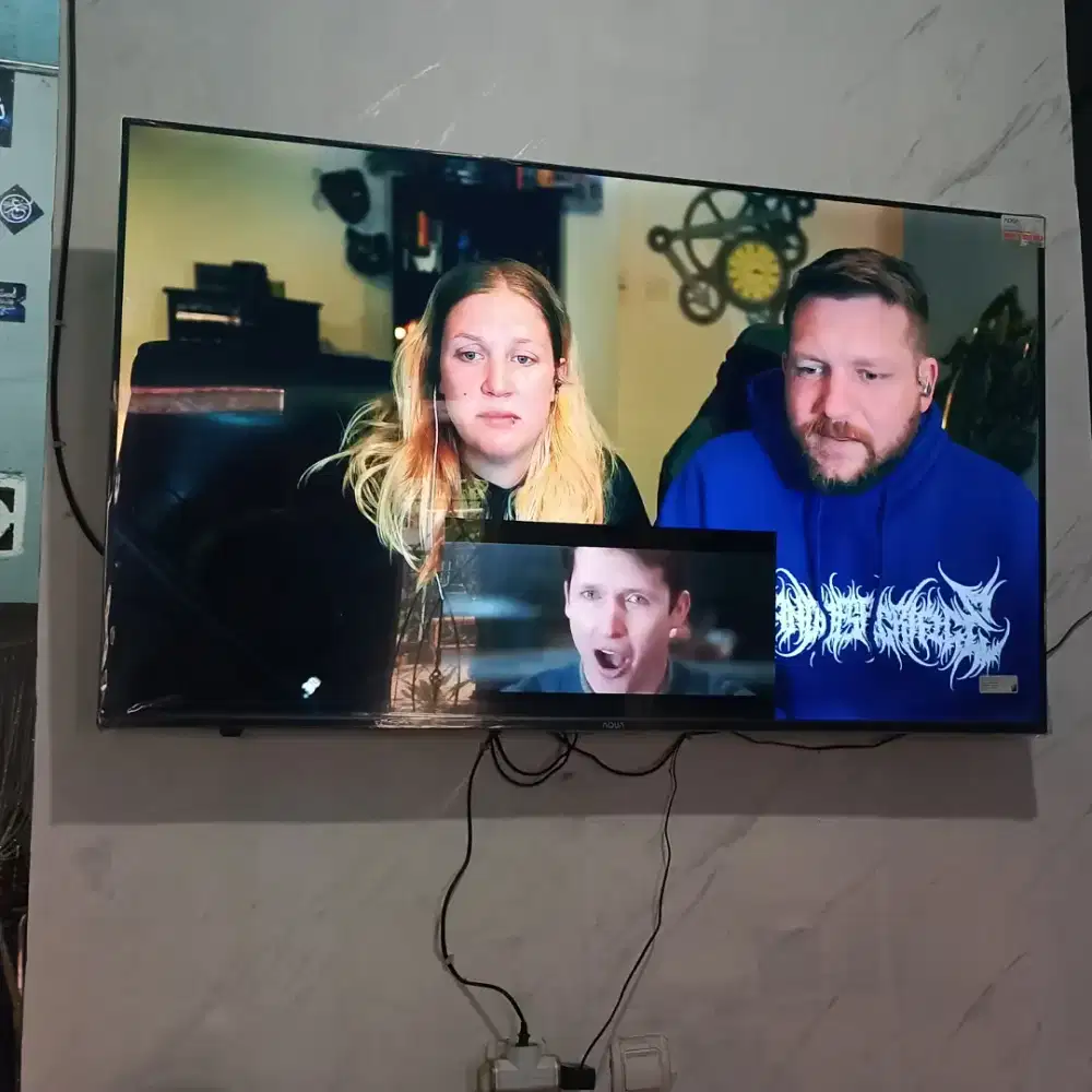 Dijual tv Aqua 58 inc