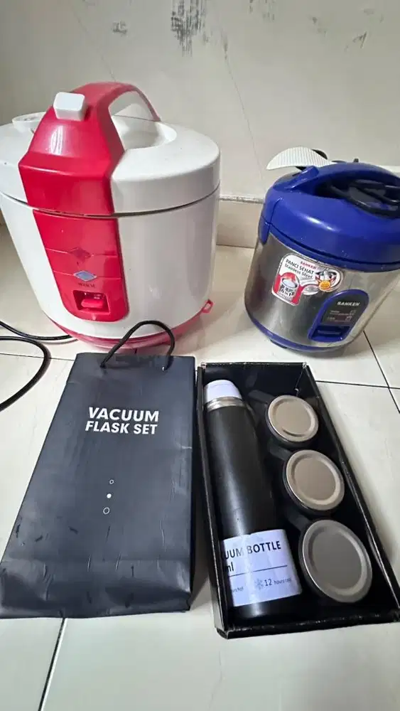 Dijual rice cooker bekas pemakaian pribadi