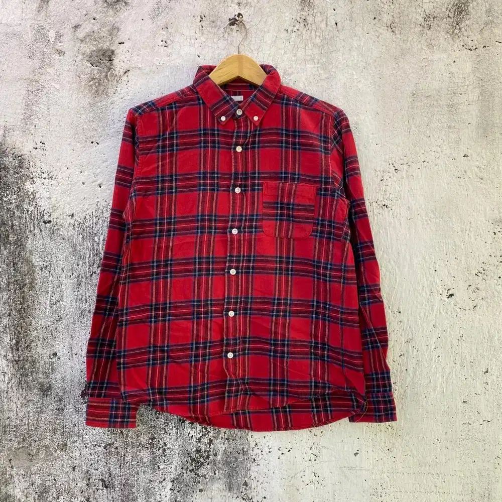 Flanel GU - Size M - Baju Kemeja Flannel