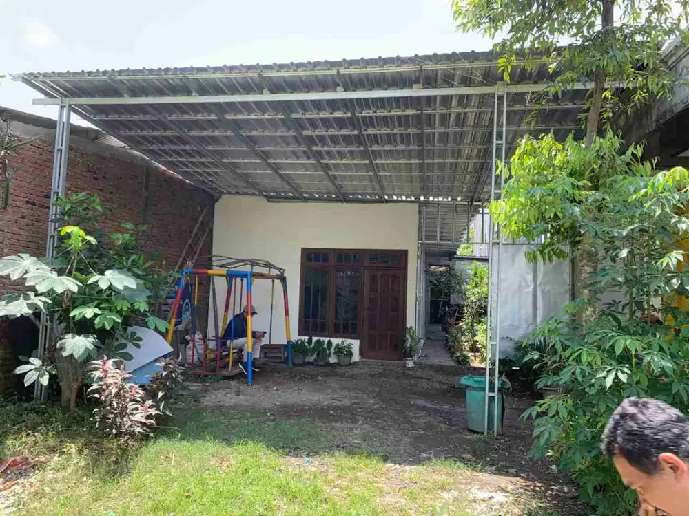 dijual rumah di jogomerto tanjunganom Nganjuk