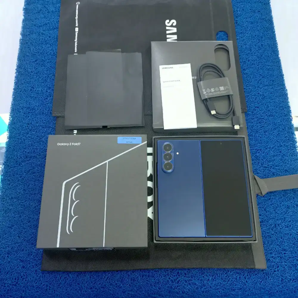 Samsung Galaxy Z Fold 7 12-512gb pake 3 Bln like new grs resmi sein