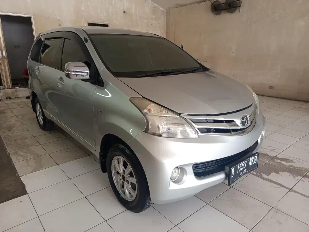 Toyota Avanza G AT 2012