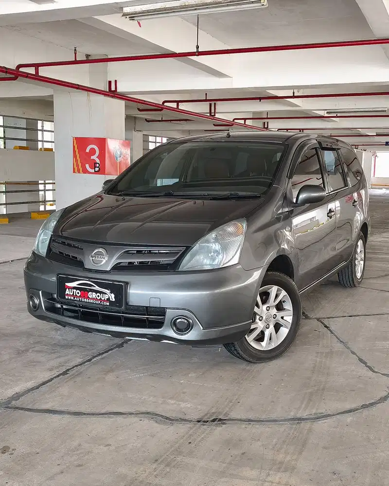 NISSAN GRAND LIVINA (ABU-ABU) TIPE SV 1.5 MATIC (2011)
