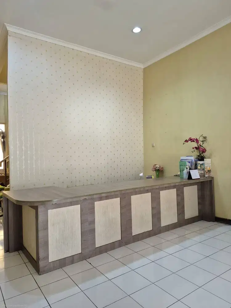 Meja Kantor Floortime