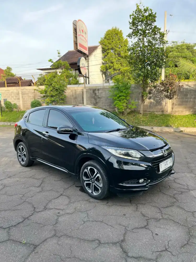 Hrv 1.8 Prestige CVT Istimewa [low KM]