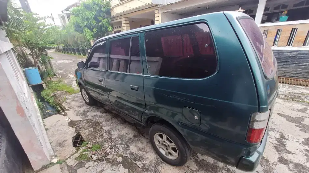 Kijang kapsul diesel LSX
