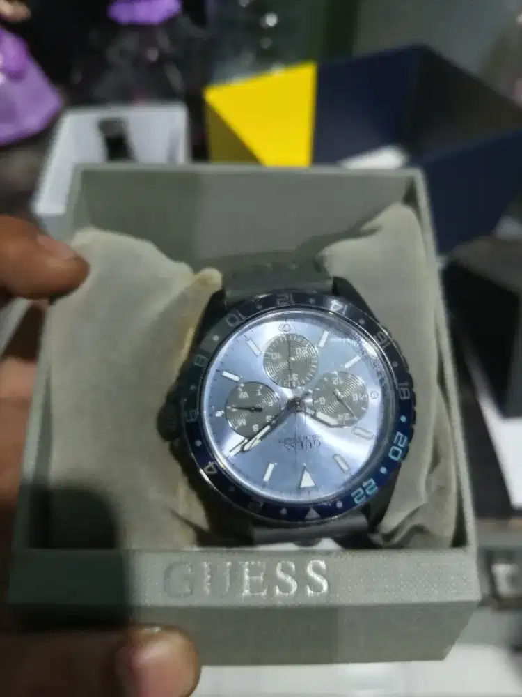 Jual jam tangan hanya beter sajah yang abis