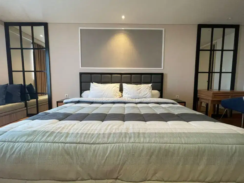 Apartemen One East Residence STRATEGIS FURNISHED SIAP HUNI