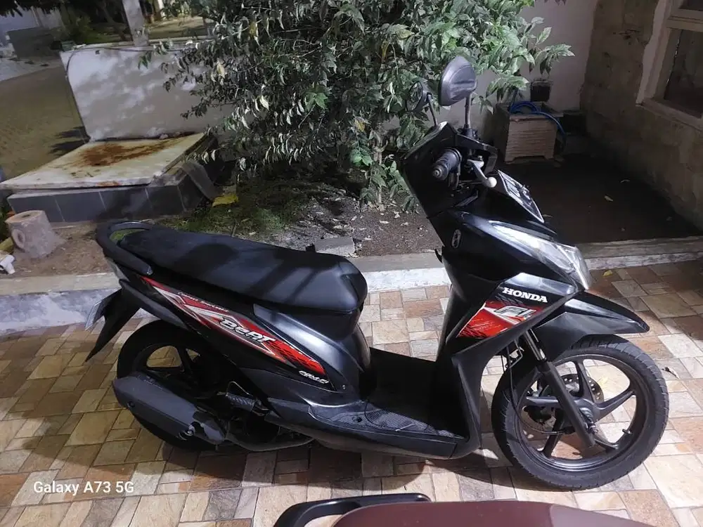Dijual Honda beat 2015 keadaan masih bagus nyaman dipakai