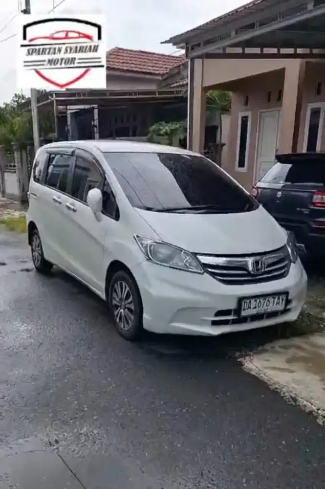 Dijual Mobil Honda Freed PSD MMC 2012 mulus bersih oke siap pakai bos