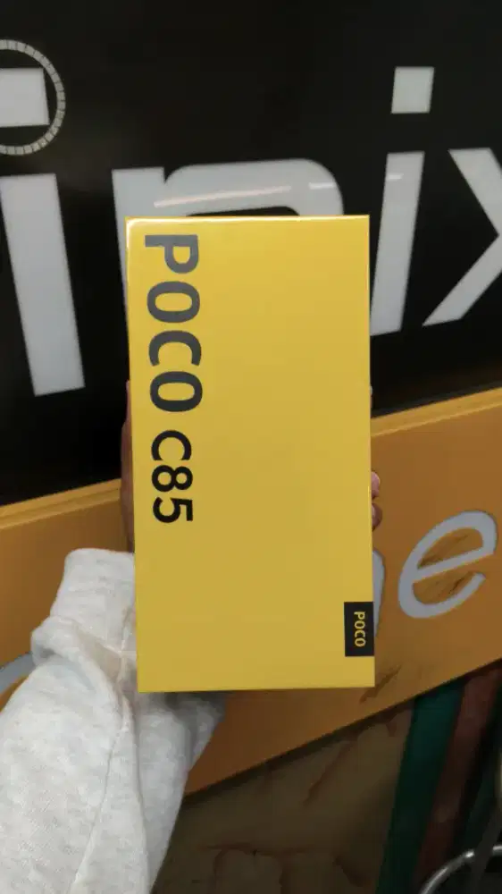 Poco c85 6/128 new segel