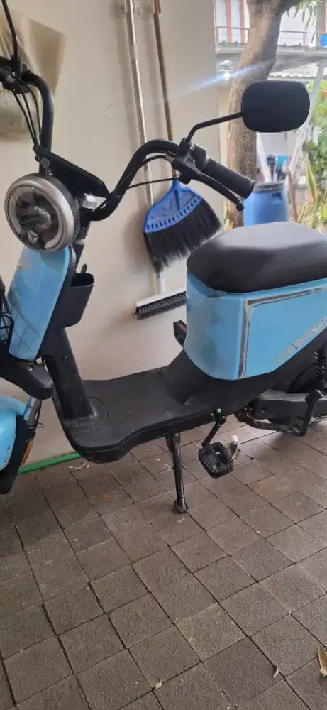 Sepeda Listrik Viar Caraka 2023