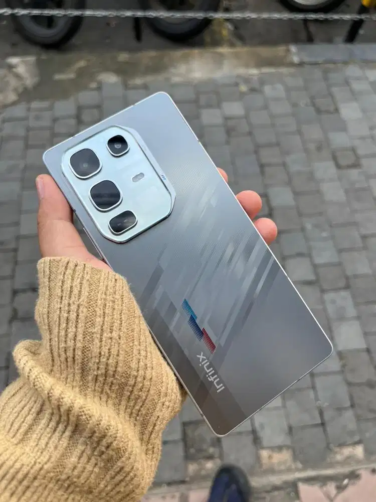 INFINIX note 50 Pro ram 8+8/256