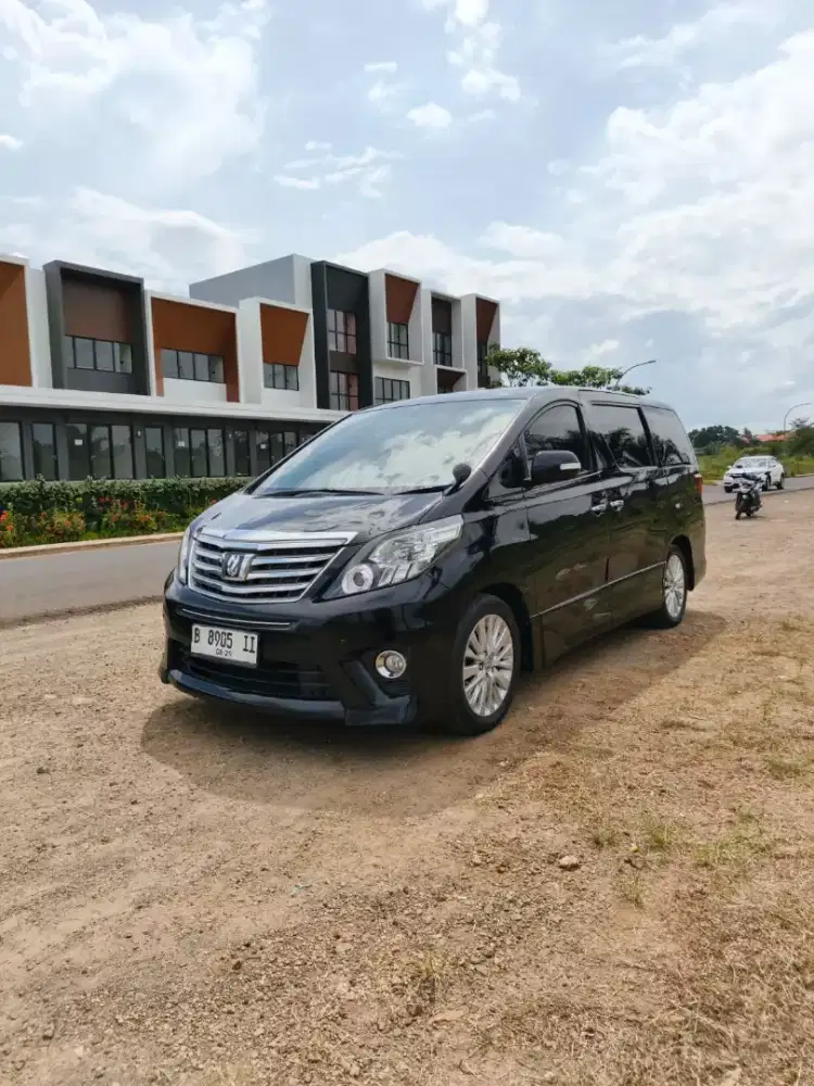 Toyota alphard S istimewa termurah