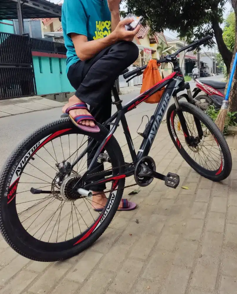 Aviator 2689rs merah 27,5