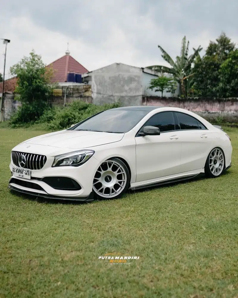 MERCY CLA200 AMG TAHUN 2016 PANORAMIC SUNROOF MERCEDES-BENZ