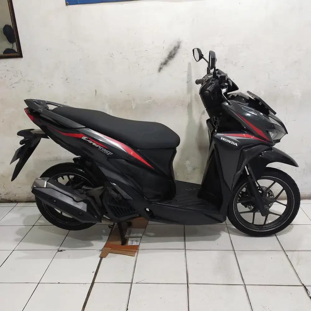 Honda Vario 125 New 2018 Bagus lengkap