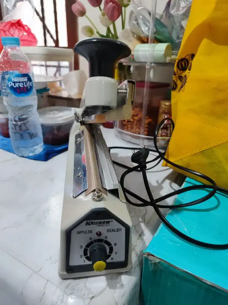 Plastic Sealer & cutter