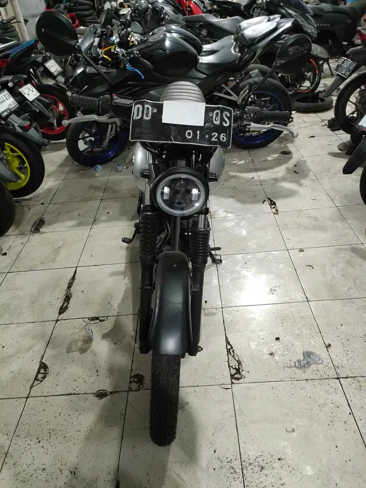 Kawasaki W175cc 2019 Silver