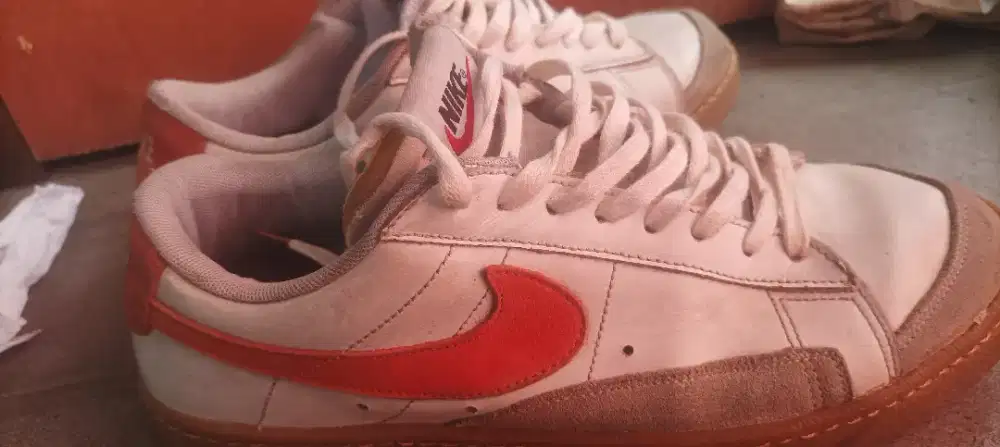 sepatu Nike blazer mid 77 premium