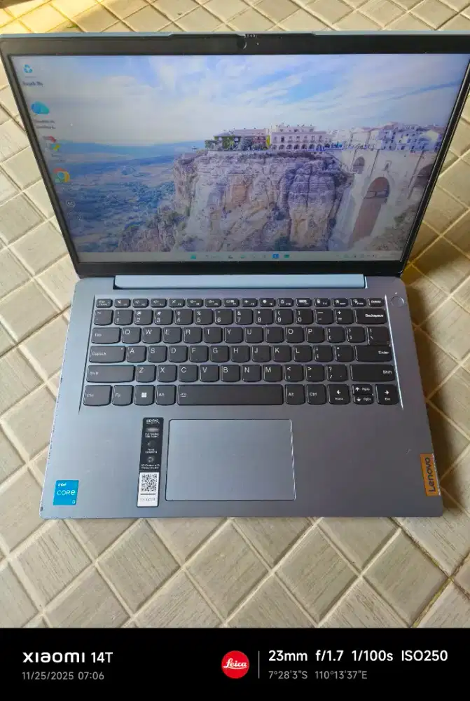 Laptop Lenovo Ideapad Slim 3i Core i3 Gen12 Garansi Resmi