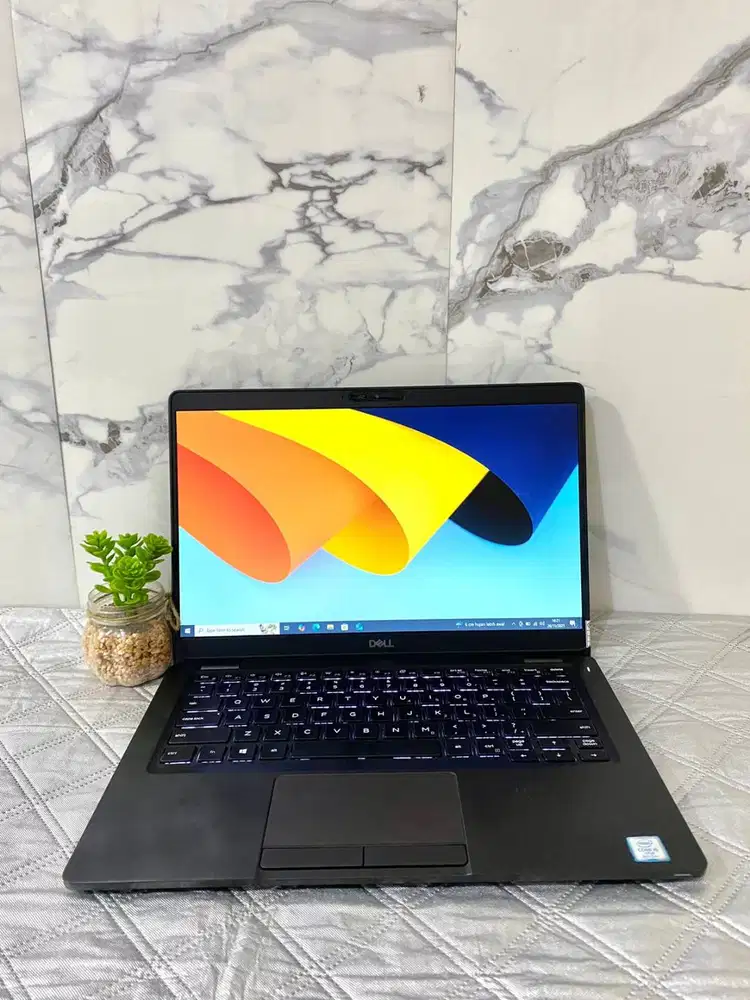 DELL LATITUDE 5300	INTEL CORE I5-8365U CPU RAM 8 GB SSD 256 GB